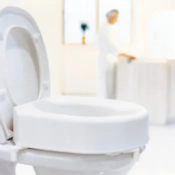 Etac Hi-Loo Toilet Seat with Brackets
