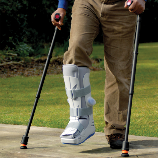 Flexyfoot Closed Cuff Anatomic Grip Crutch Flexyfoot Closed Cuff Anatomic Grip Crutch