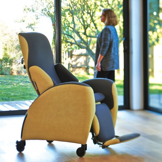 Kirton G-2 Tilt-in-Space Chair