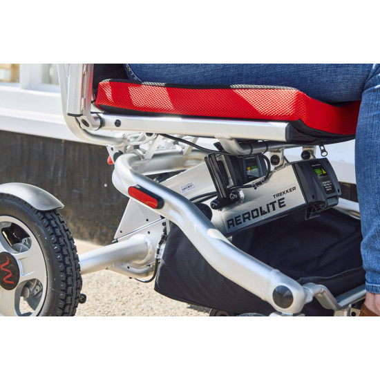 Aerolite Trekker live action under seat