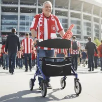 Stratus Bariatric Rollator With Suspension  with  Man