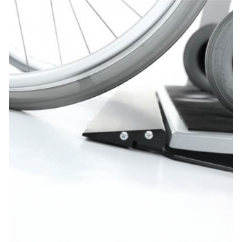 Seca 685 Multifunctional Handrail and Wheelchair Scale for Safe and Precise Patient Weighing - with seat seca-685-multifunctional-handrail-and-wheelchair-scale-for-safe-and-precise-patient-weighing-with-seat