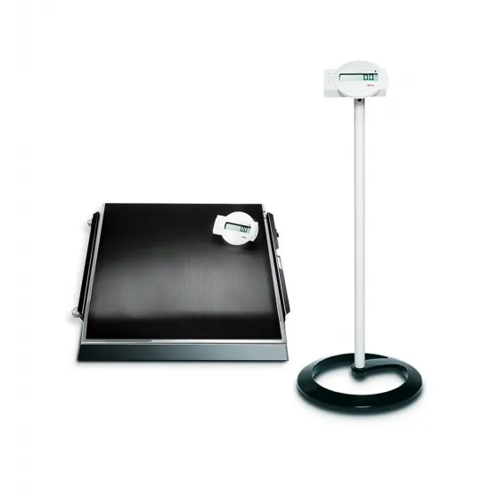 seca-675-emr-validated-platform-scale-for-weighing-wheelchair-and-bariatric-patients-versatility